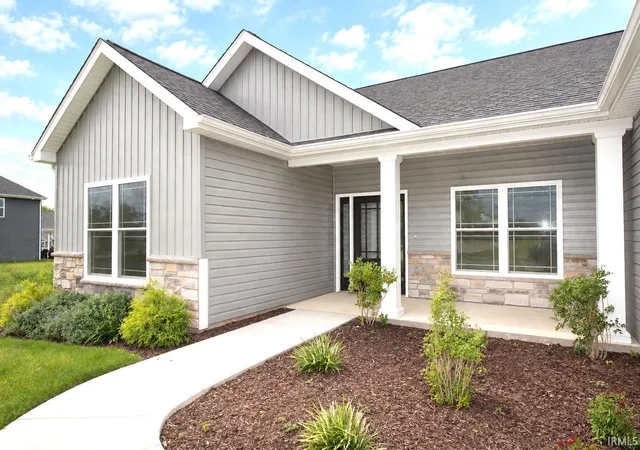 Photo 2 of Manufactured home for sale at 3524 Collier Dr, Lafayette, IN 47905 | MLS# 202639605 | Listing updated on 2026-09-24