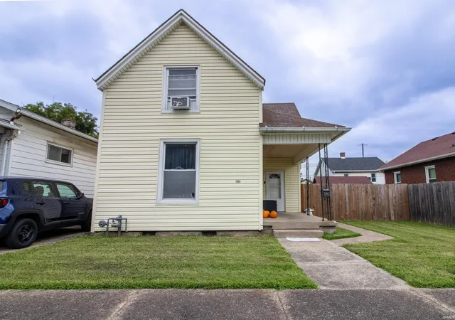 Photo 1 of Single family home for sale at 24 E Tennessee St, Evansville, IN 47711 | MLS# 202639606 | Listing updated on 2026-09-24