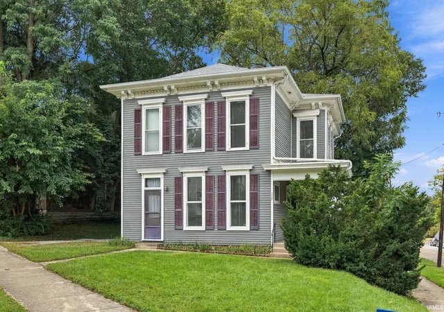 Photo 2 of Sale Pending at 220 Perrin Ave, Lafayette, IN 47901 | MLS# 202639626 | Listing updated on 2026-10-12