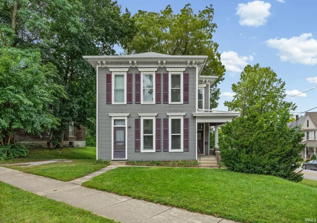 Photo 3 of Sale Pending at 220 Perrin Ave, Lafayette, IN 47901 | MLS# 202639626 | Listing updated on 2026-10-12