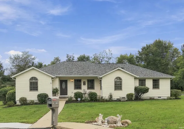 Photo 1 of Manufactured home for sale at 3373 W Sekiu Ct, Bloomington, IN 47404 | MLS# 202639627 | Listing updated on 2026-10-29