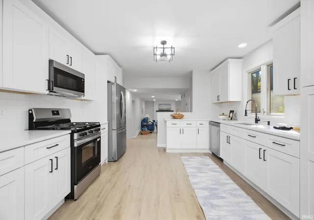 Photo 2 of Manufactured home for sale at 16600 Gerald St, Granger, IN 46530 | MLS# 202639638 | Listing updated on 2026-10-17
