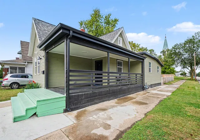 Photo 3 of Manufactured home for sale at 1901 Linden Ave, South Bend, IN 46628 | MLS# 202639676 | Listing updated on 2026-10-13