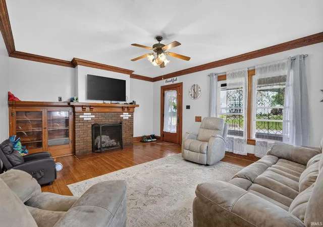 Photo 4 of Sale Pending at 518 Chestnut St, Mount Carmel, IL 62863 | MLS# 202639773 | Listing updated on 2026-10-12