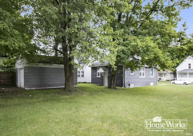 Photo 2 of Manufactured home for sale at 236 E Fox St, South Bend, IN 46613 | MLS# 202639778 | Listing updated on 2026-10-01