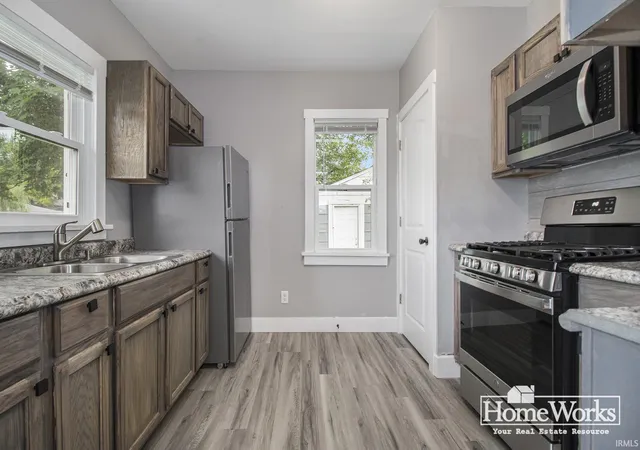 Photo 3 of Manufactured home for sale at 236 E Fox St, South Bend, IN 46613 | MLS# 202639778 | Listing updated on 2026-10-01