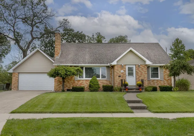 Single family home for sale at 426 N Victoria St, Mishawaka, IN 46544 | MLS# 202639785