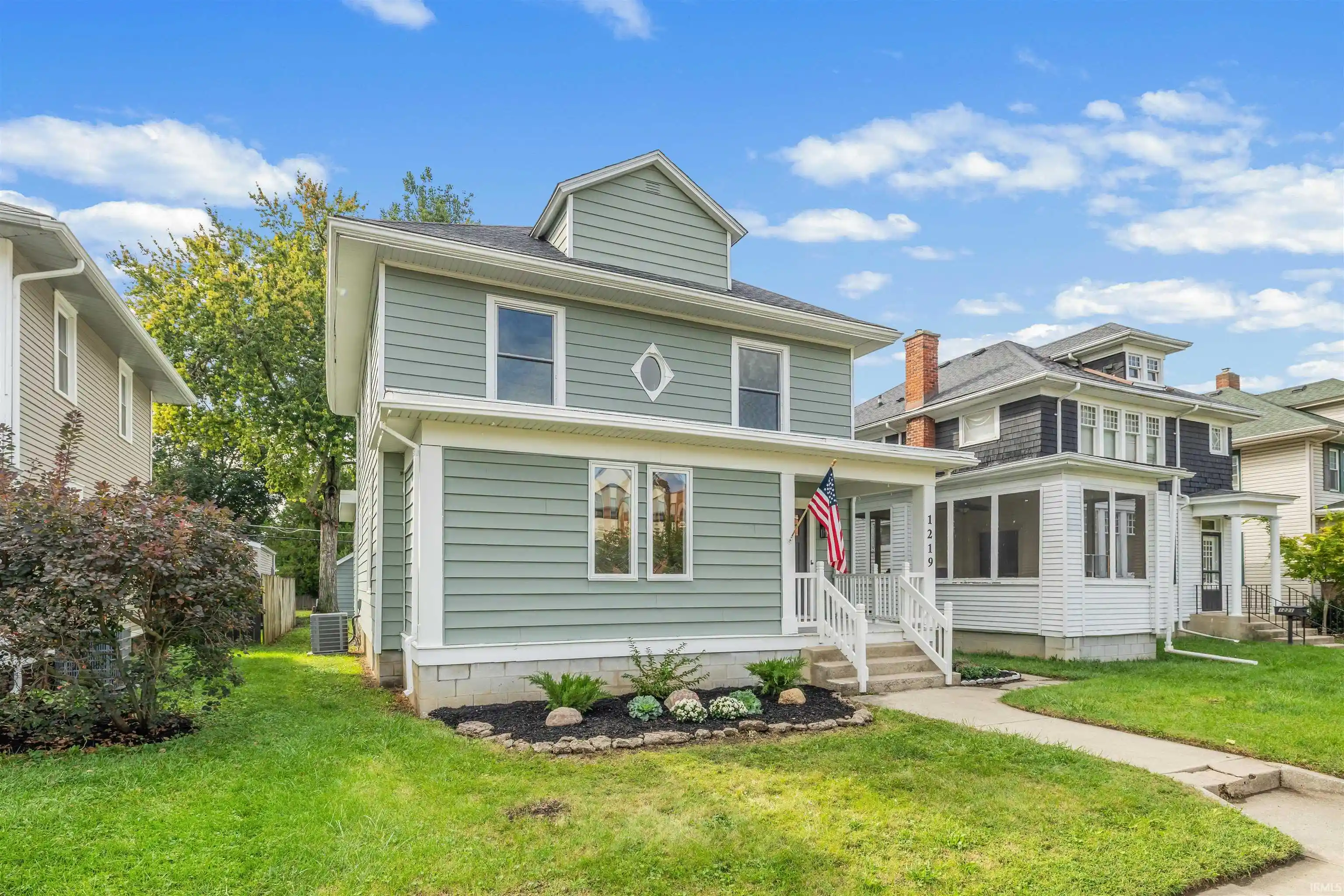 Photo 3 of Manufactured home for sale at 1219 Crescent Ave, Fort Wayne, IN 46805 | MLS# 202639810 | Listing updated on 2026-10-27