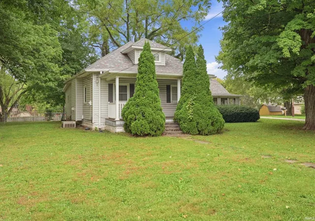 Photo 2 of Single family home for sale at 4700 W River Rd, Muncie, IN 47304 | MLS# 202639820 | Listing updated on 2026-10-07