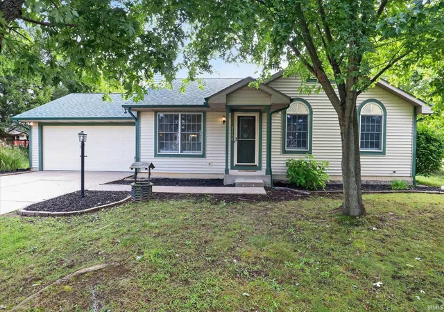 Photo 2 of Sale Pending at 52670 Primrose Rd, South Bend, IN 46628 | MLS# 202639904 | Listing updated on 2026-10-07