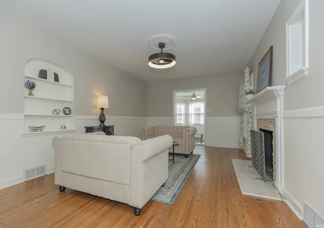 Photo 3 of Single family home for sale at 3104 Lincoln Ave, Evansville, IN 47714 | MLS# 202639924 | Listing updated on 2026-10-17