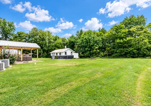 Photo 49 of Single family home for sale at 118 S Peerless Rd, Evansville, IN 47712 | MLS# 202639958 | Listing updated on 2026-10-21