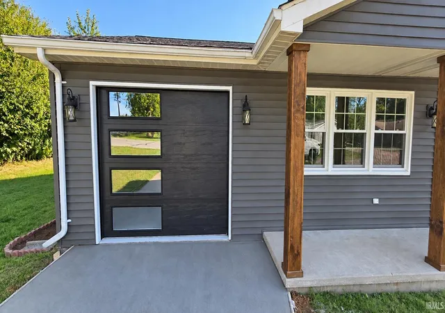Photo 2 of Manufactured home for sale at 16 Kelly Dr, Washington, IN 47501 | MLS# 202639996 | Listing updated on 2026-10-25