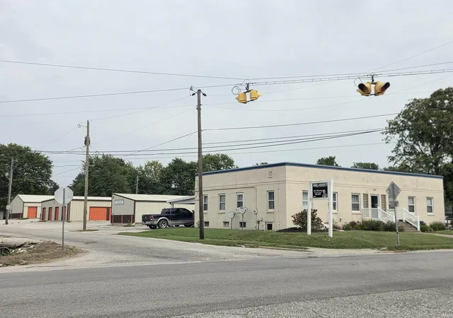 Photo 2 of Manufactured home for sale at 508 W Elnora St, Odon, IN 47562 | MLS# 202640005 | Listing updated on 2026-10-09