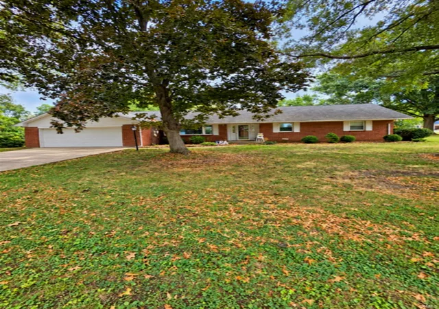 Manufactured home for sale at 7466 Ellenwood Sts, Terre Haute, IN 47802 | MLS# 202640039
