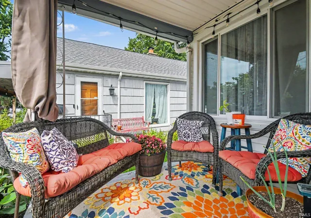 Photo 2 of Manufactured home for sale at 2106 Berkley Pl, South Bend, IN 46616 | MLS# 202640093 | Listing updated on 2026-10-22