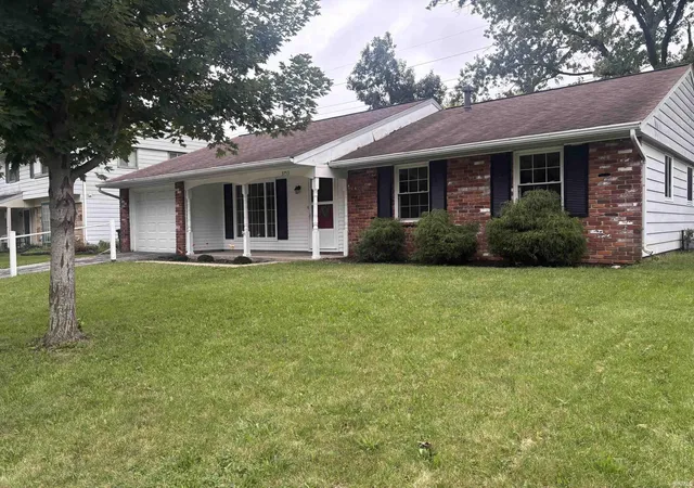 Photo 2 of Manufactured home for sale at 3753 Tularosa Dr, Lafayette, IN 47905 | MLS# 202640100 | Listing updated on 2026-10-26