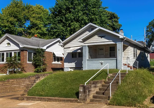 Photo 3 of Manufactured home for sale at 3007 W Franklin St, Evansville, IN 47712 | MLS# 202640169 | Listing updated on 2026-09-28