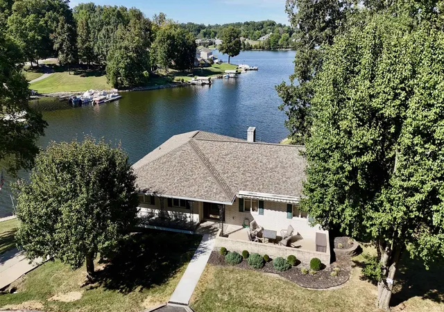 Photo 1 of Sale Pending at 28 W Melchoir Dr, Santa Claus, IN 47579 | MLS# 202640187 | Listing updated on 2026-10-02