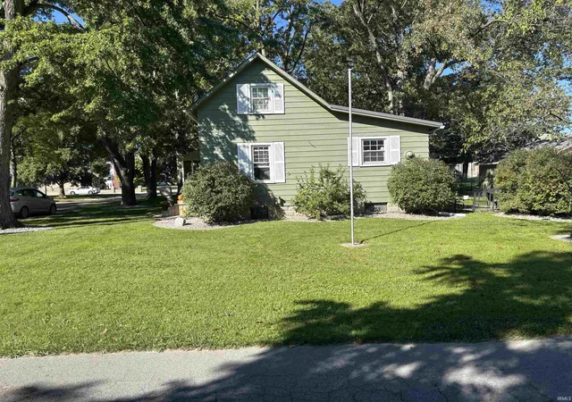 Photo 2 of Single family home for sale at 467 E Franklin St, Berne, IN 46711 | MLS# 202640233 | Listing updated on 2026-10-01