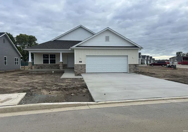 Photo 1 of Condo for sale at 820 Apache Dr #3, Rochester, IN 46975 | MLS# 202640267 | Listing updated on 2026-09-29