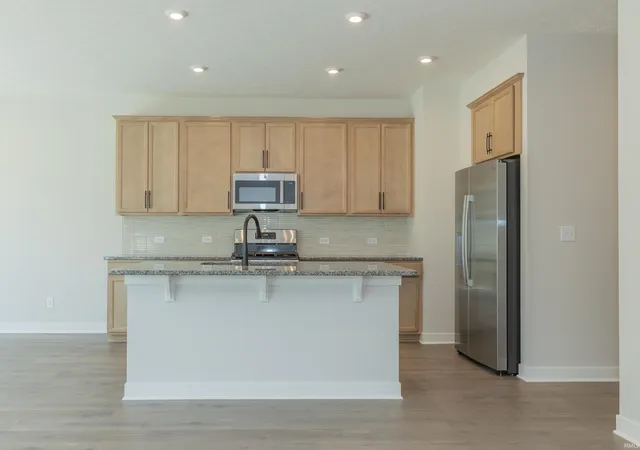 Photo 3 of Manufactured home for sale at 11317 Goshen Dr, Evansville, IN 47725 | MLS# 202640300 | Listing updated on 2026-10-21