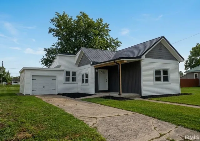 Manufactured home for sale at 447 W High St, Montpelier, IN 47359 | MLS# 202640347