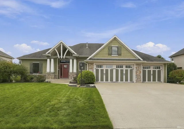 Photo 1 of Sale Pending at 14809 Sandstone Dr, Fort Wayne, IN 46814 | MLS# 202640383 | Listing updated on 2026-10-06
