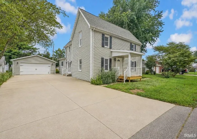 Photo 2 of Single family home for sale at 102 S West St, Haubstadt, IN 47639 | MLS# 202640402 | Listing updated on 2026-10-02