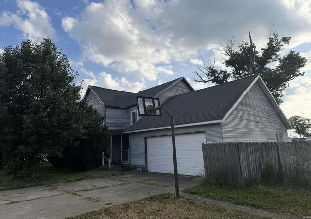 Photo 2 of Manufactured home for sale at 8309 W Smith St, Yorktown, IN 47396 | MLS# 202640416 | Listing updated on 2026-09-30