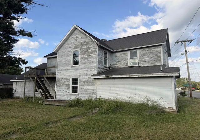 Photo 3 of Manufactured home for sale at 8309 W Smith St, Yorktown, IN 47396 | MLS# 202640416 | Listing updated on 2026-09-30