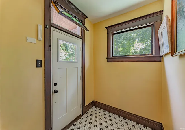 Photo 2 of Single family home for sale at 2400 Harmony Way, Evansville, IN 47720 | MLS# 202640418 | Listing updated on 2026-10-19