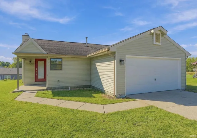 Photo 1 of Sale Pending at 1910 E Dowling St, Kendallville, IN 46755 | MLS# 202640425 | Listing updated on 2026-10-14