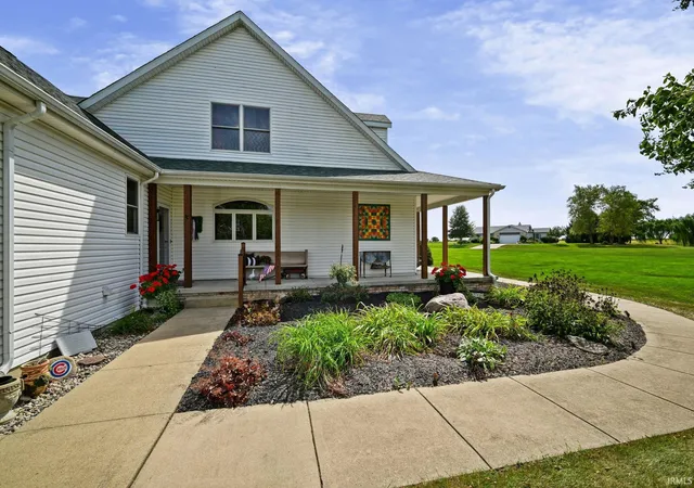 Photo 3 of Manufactured home for sale at 11553 S Black Oak Ct, Battle Ground, IN 47920 | MLS# 202640435 | Listing updated on 2026-10-13