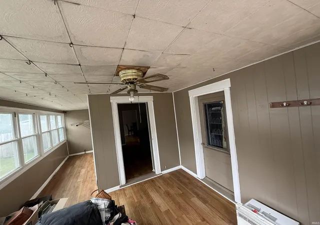 Photo 3 of Single family home for sale at 905 W Woodland Ave, Kokomo, IN 46902 | MLS# 202640464 | Listing updated on 2026-10-26
