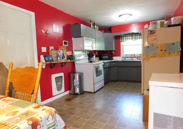 Photo 3 of Manufactured home for sale at 2032 E 300 North, Rochester, IN 46975 | MLS# 202640466 | Listing updated on 2026-10-13