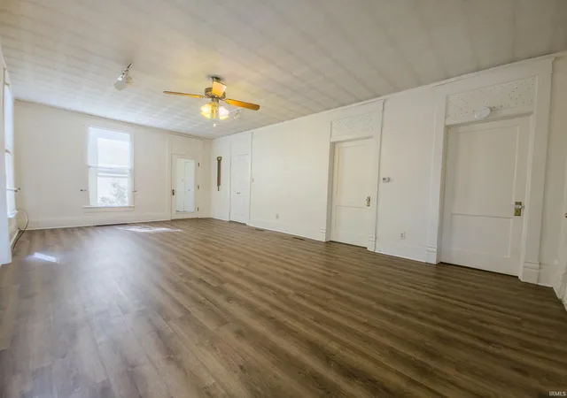 Photo 3 of Manufactured home for sale at 1126 N Mulberry St, Mount Carmel, IL 62863 | MLS# 202640486 | Listing updated on 2026-10-09