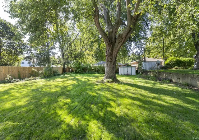 Photo 3 of Sale Pending at 1346 Altgeld St, South Bend, IN 46614 | MLS# 202640489 | Listing updated on 2026-10-02