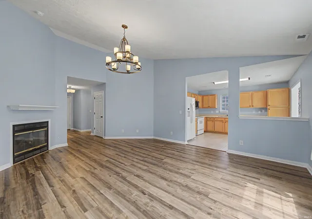 Photo 2 of Manufactured home for sale at 8300 Aster Ln, Evansville, IN 47712 | MLS# 202640536 | Listing updated on 2026-09-30