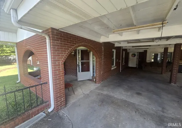 Photo 2 of Manufactured home for sale at 106 S Kenmore Dr, Evansville, IN 47714 | MLS# 202640578 | Listing updated on 2026-10-01