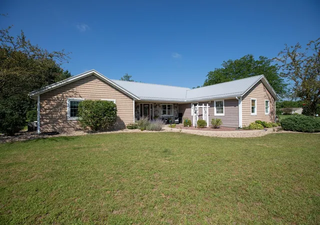 Photo 1 of Manufactured home for sale at 1500 Cardinal Cir, Rochester, IN 46975 | MLS# 202640699 | Listing updated on 2026-10-06