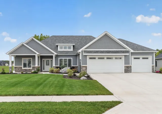 Manufactured home for sale at 10505 Spamount Cvs, Leo, IN 46765 | MLS# 202640726