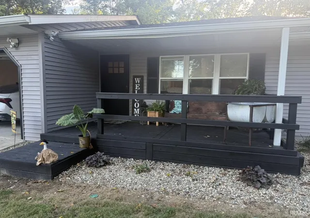 Photo 2 of Manufactured home for sale at 14572 S Shakamak Ests Dr, Jasonville, IN 47438 | MLS# 202640768 | Listing updated on 2026-10-20