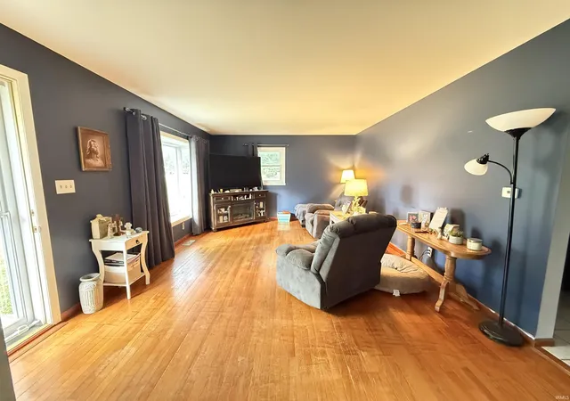 Photo 3 of Manufactured home for sale at 1052 N 400 West Rd, Kokomo, IN 46901 | MLS# 202640774 | Listing updated on 2026-10-27
