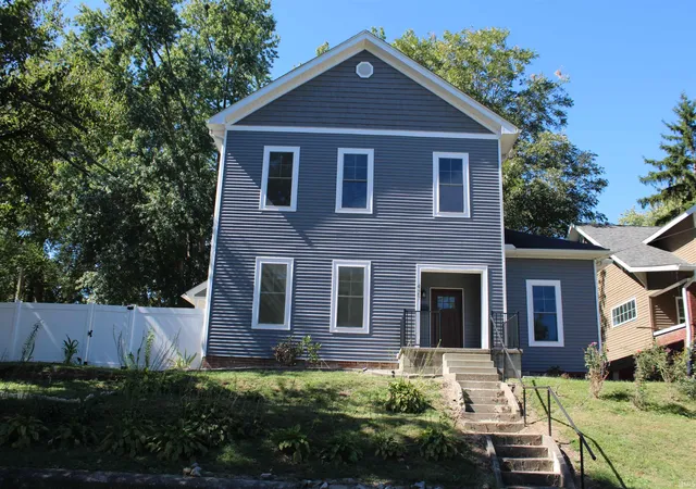Photo 1 of Sale Pending at 427 S Hall St, Princeton, IN 47670 | MLS# 202640829 | Listing updated on 2026-10-08