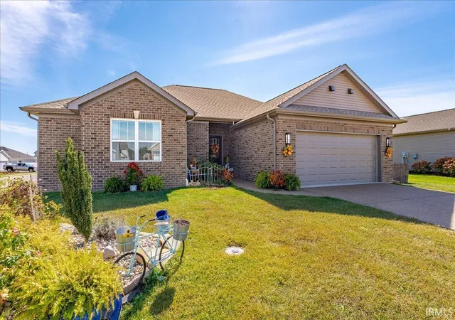 Photo 3 of Manufactured home for sale at 7521 Brinkley Ct, Evansville, IN 47715 | MLS# 202640839 | Listing updated on 2026-10-02