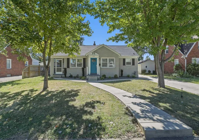 Photo 1 of Sale Pending at 3109 E Cherry St, Evansville, IN 47714 | MLS# 202640847 | Listing updated on 2026-10-15