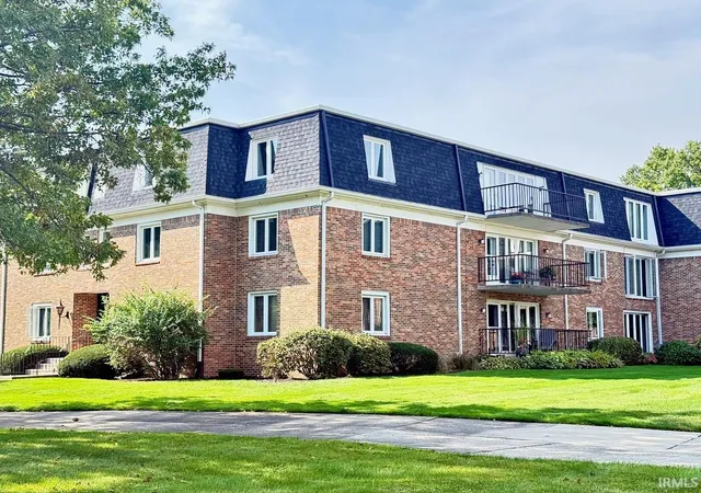 Photo 3 of Condo for sale at 4501 N Wheeling 2 301 Ave, Muncie, IN 47304 | MLS# 202640849 | Listing updated on 2026-10-02