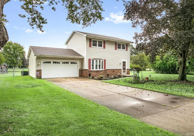 Photo 2 of Sale Pending at 52122 Justine Dr, South Bend, IN 46628 | MLS# 202640862 | Listing updated on 2026-10-19