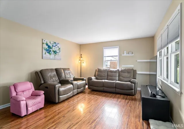 Photo 4 of Sale Pending at 204 N Main St, Fort Branch, IN 47648 | MLS# 202640870 | Listing updated on 2026-10-09